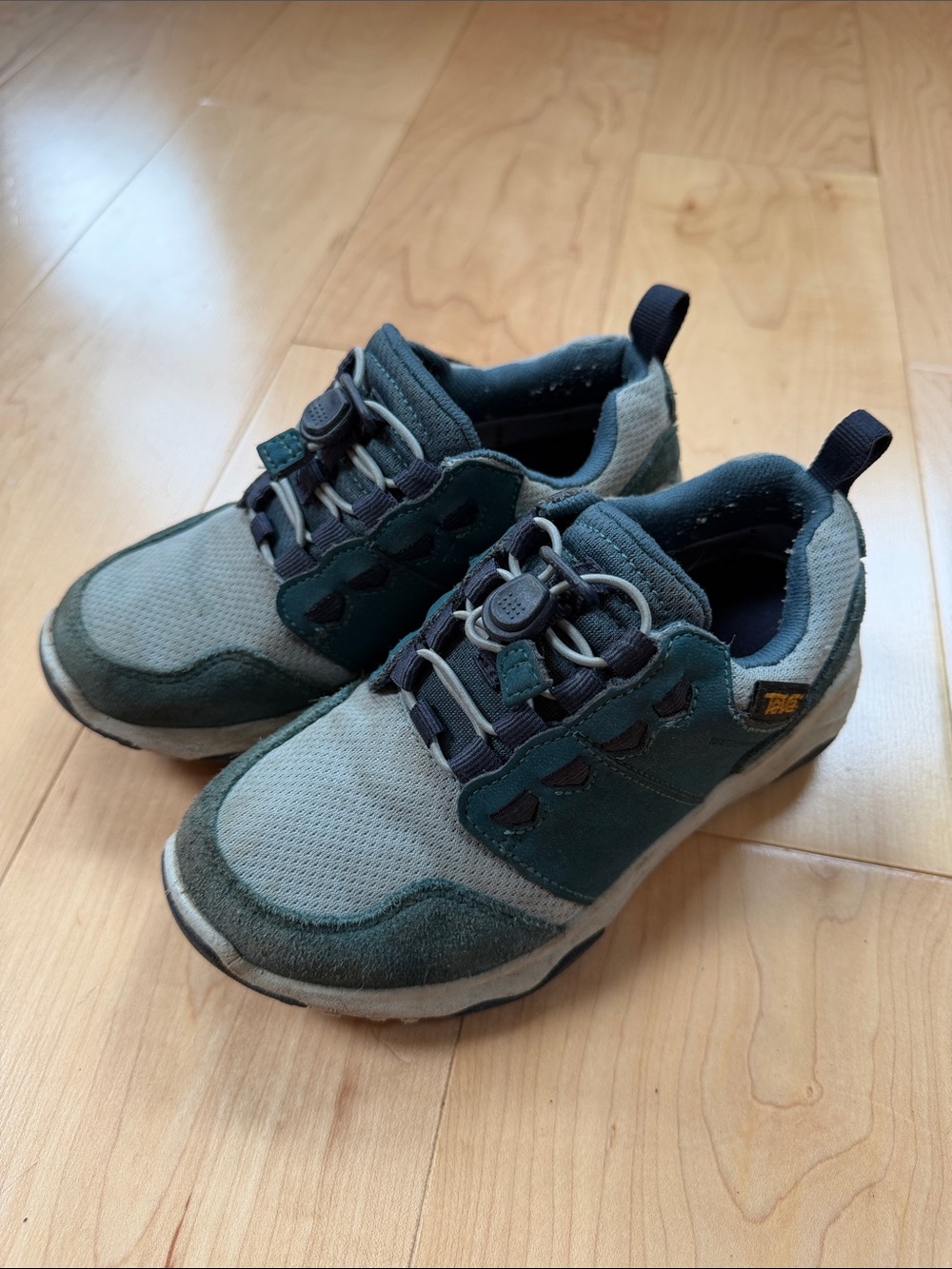 Teva Kids Athletic Slip-On Sneakers in Teal and Gray size 12